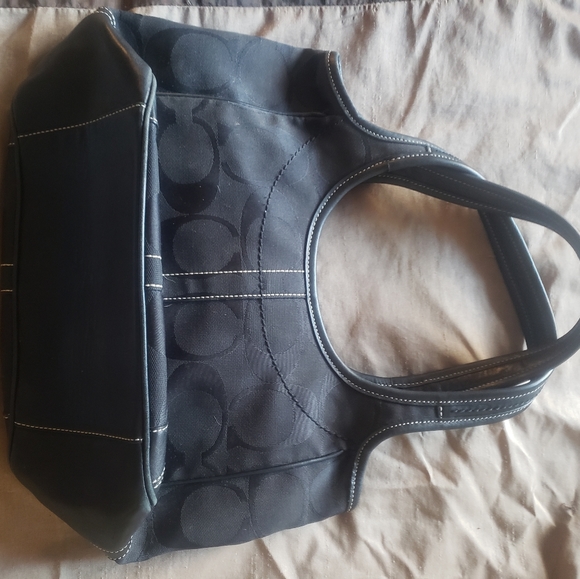 Authentic Coach Purse - Picture 2 of 4